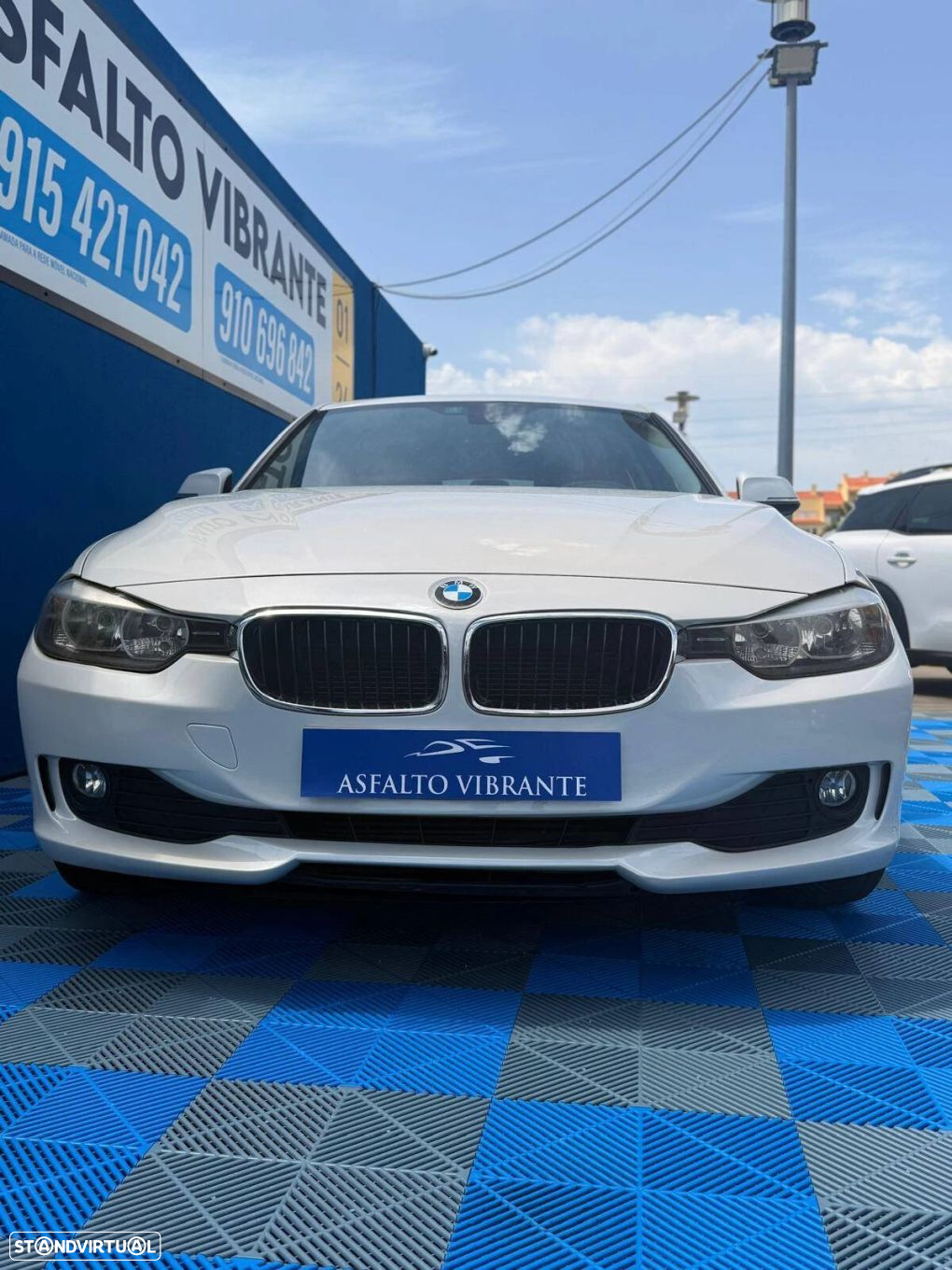 BMW 318 d Touring Auto - 2
