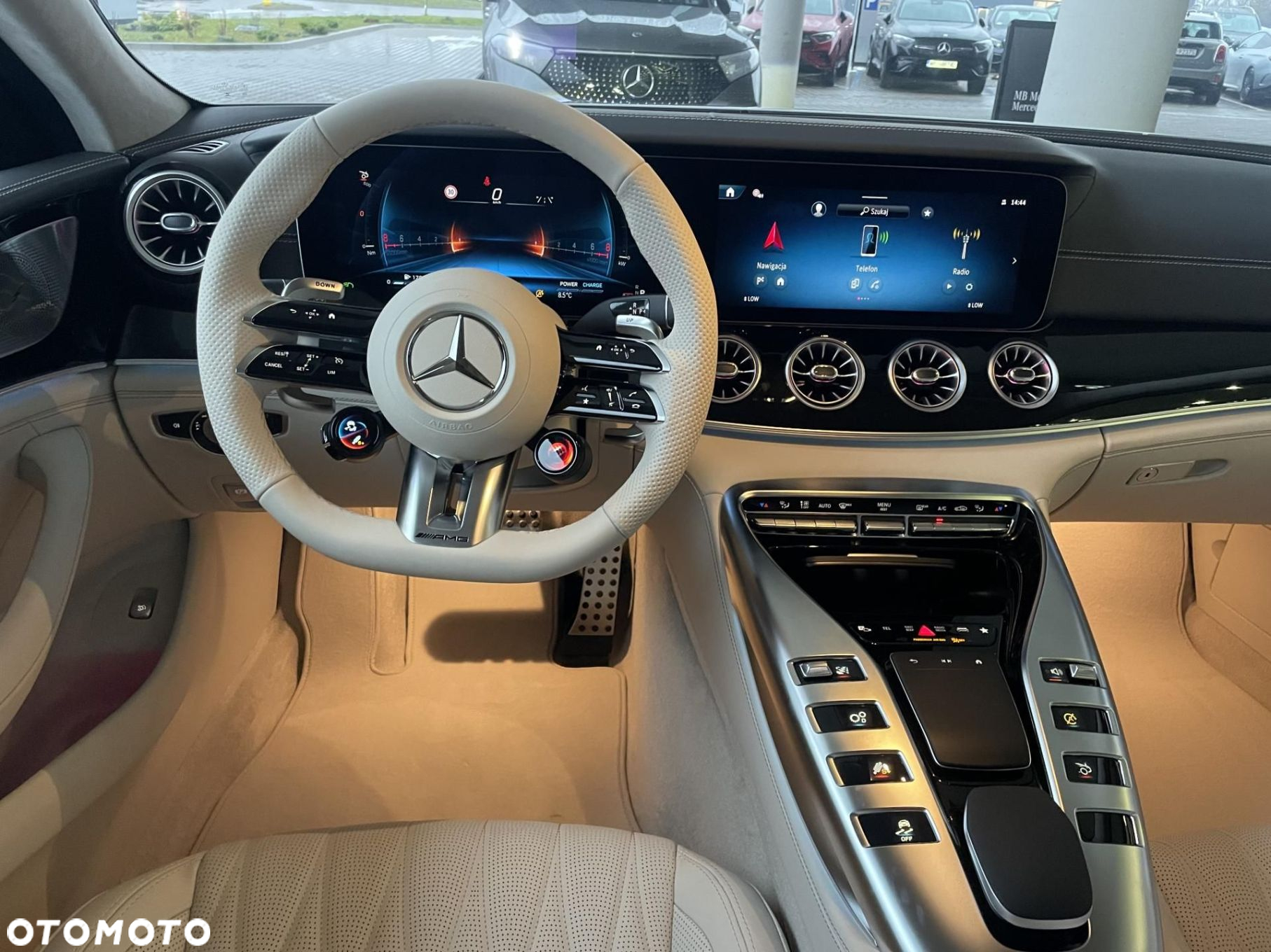 Mercedes-Benz AMG GT - 8