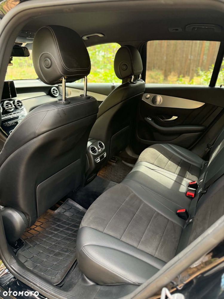 Mercedes-Benz GLC 250 4-Matic - 12