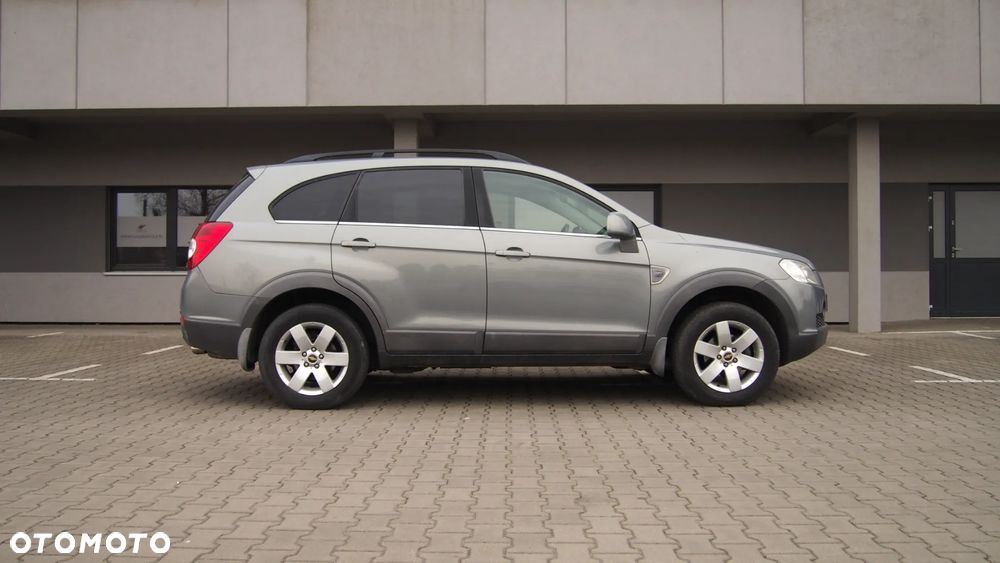 Chevrolet Captiva 2.4 2WD 7 Sitzer LS Family Edition - 27