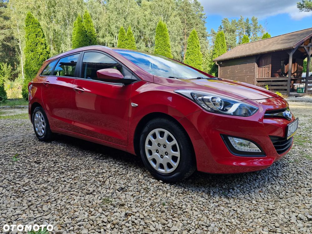 Hyundai i30 1.4 Intro Edition - 13