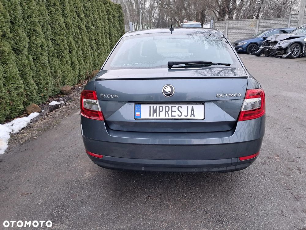 Skoda Octavia - 20