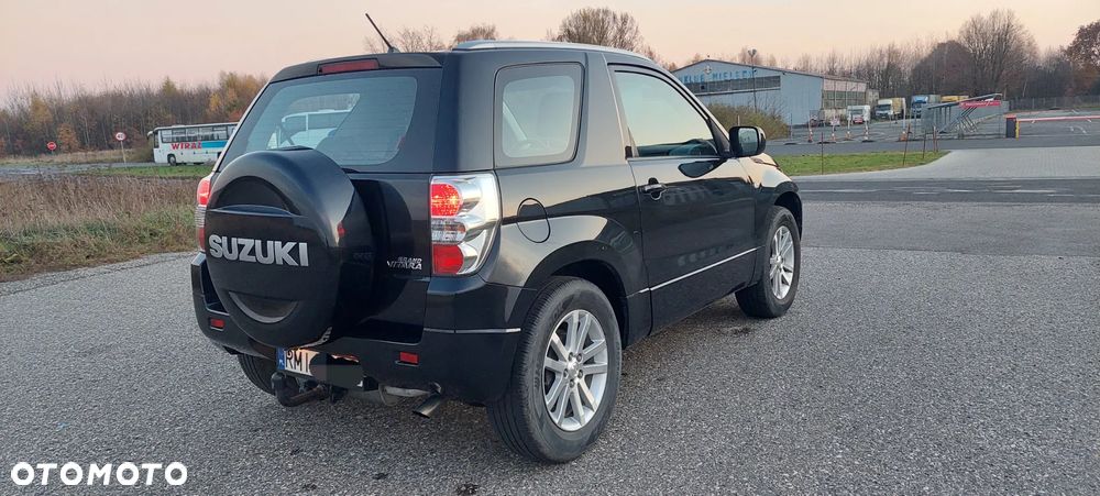 Suzuki Grand Vitara 1.9 DDiS Comfort - 10