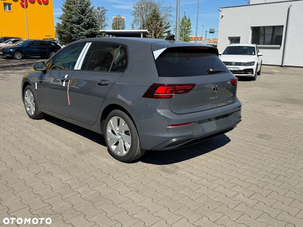 Volkswagen Golf - 4