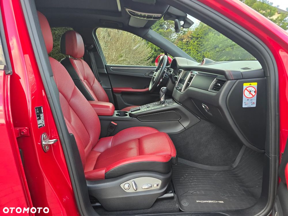 Porsche Macan - 17