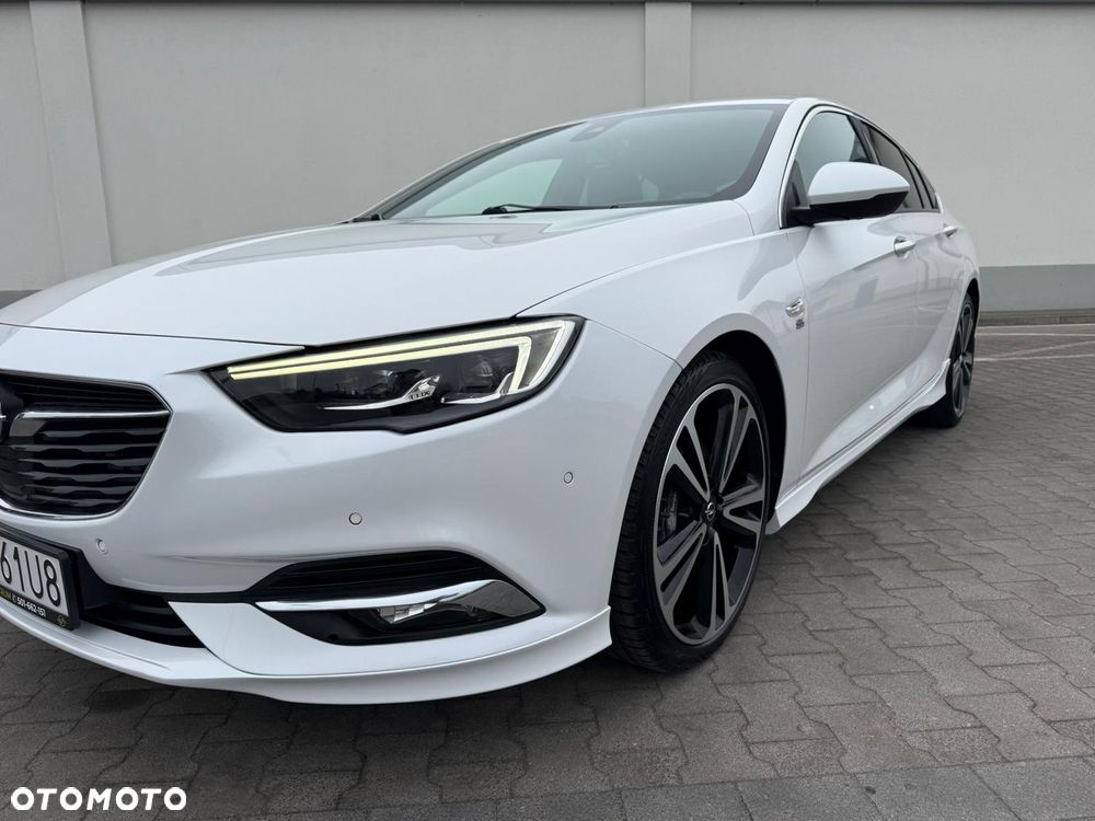 Opel Insignia 2.0 T 4x4 Innovation S&S - 15