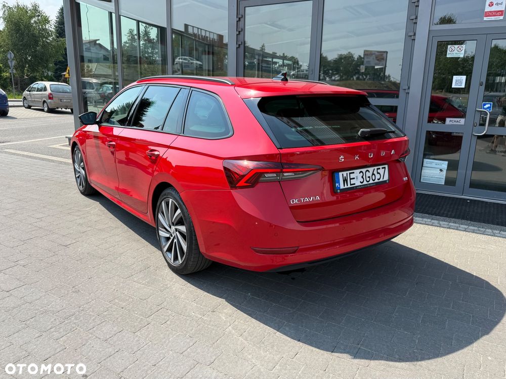 Skoda Octavia 2.0 TDI 4x4 Sportline DSG - 11