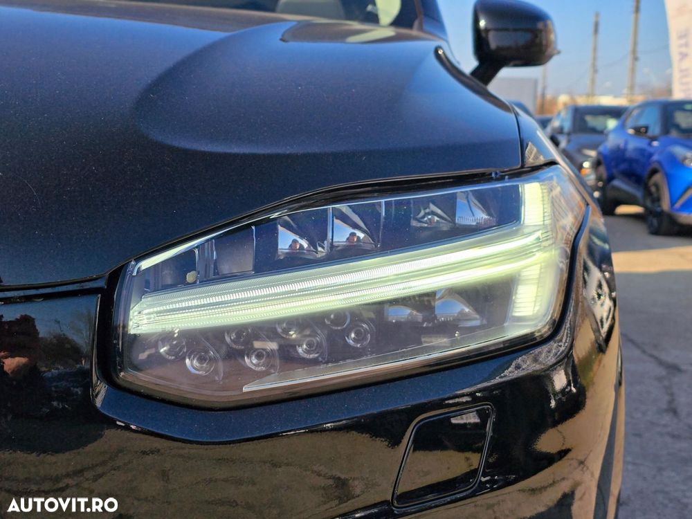 Volvo XC 90 - 39