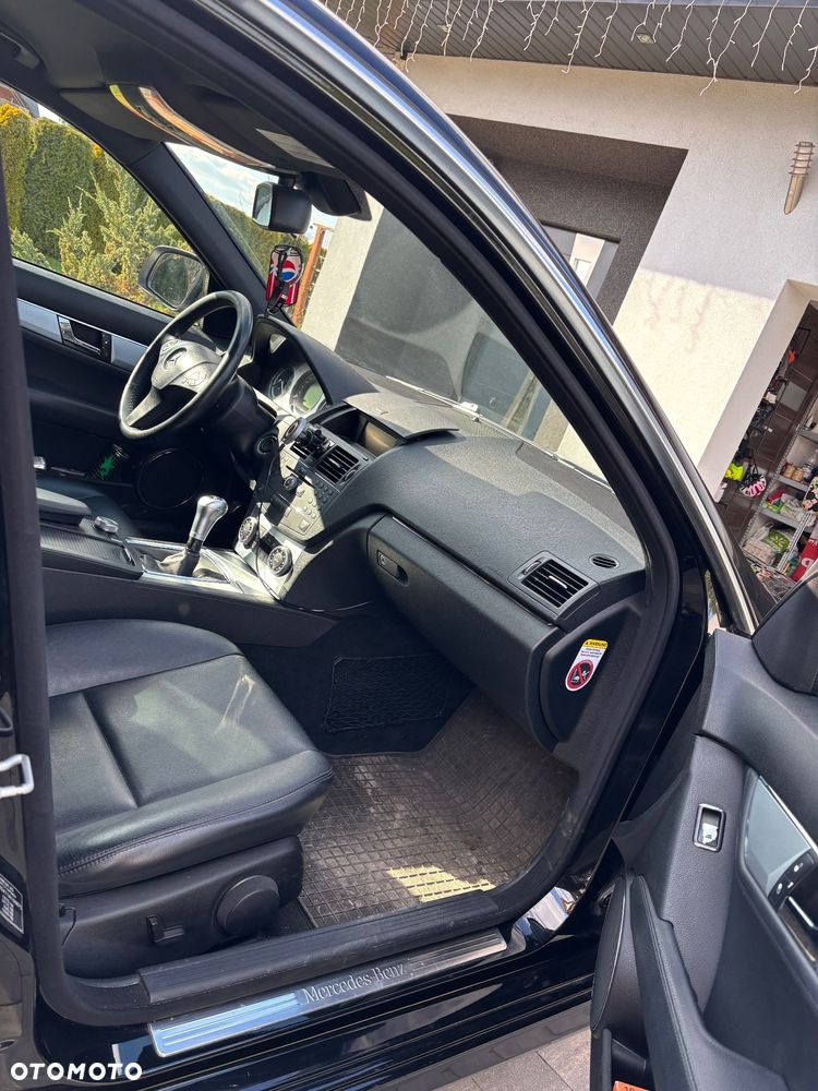 Mercedes-Benz Klasa C 200 Kompressor Classic - 12