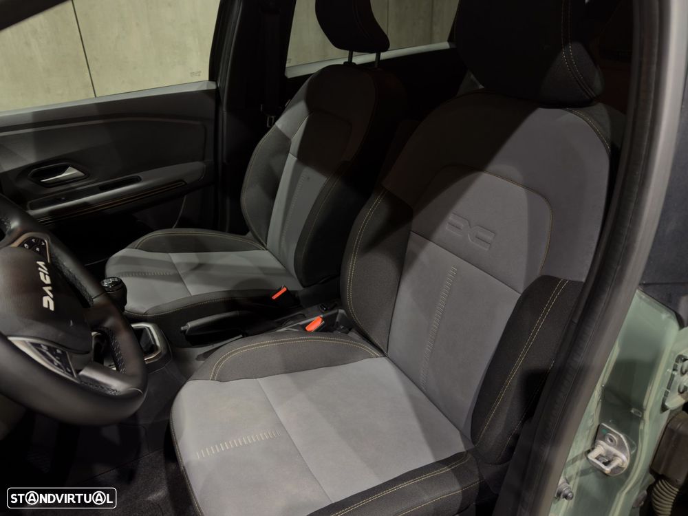 Dacia Jogger 1.0 TCe SL Extreme+ Up&Go 7L - 12