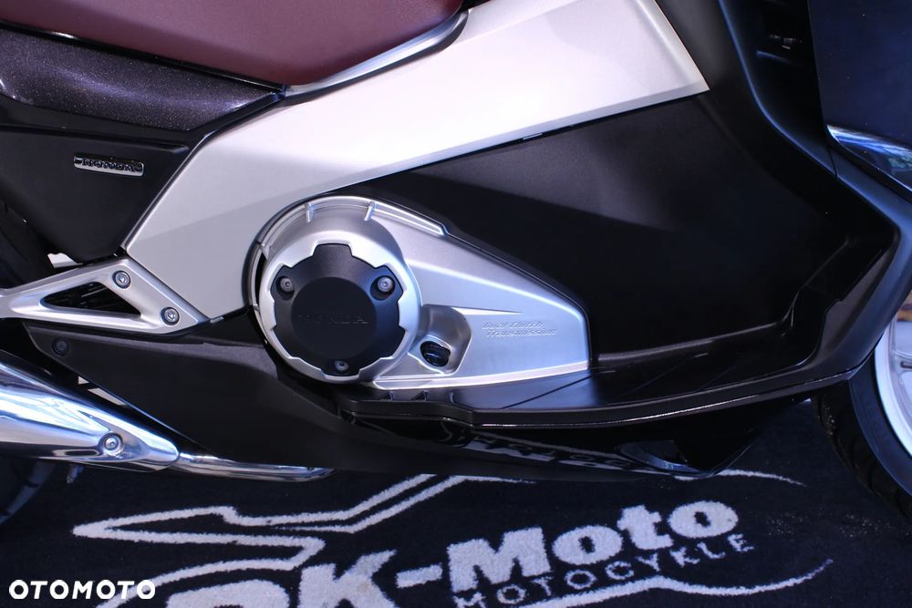 Honda NC - 20