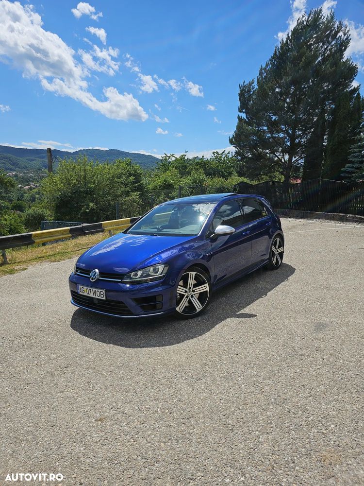 Volkswagen Golf - 6