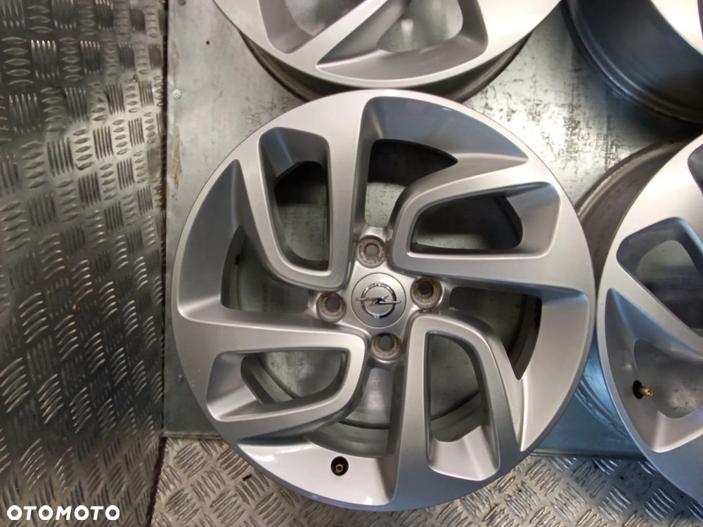 Felgi Opel Crossland Corsa E F 6,5Jx16 et20 4x108 - 6