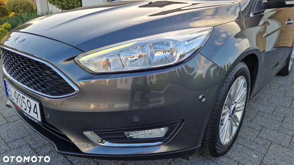 Ford Focus Turnier 1.5 EcoBlue Start-Stopp-System TITANIUM DESIGN - 30