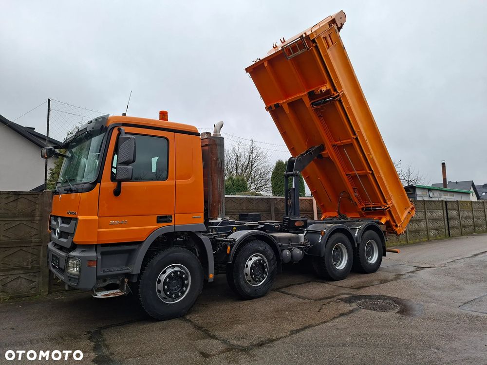 Mercedes-Benz Actros 3241 kiper 8x4 - 10