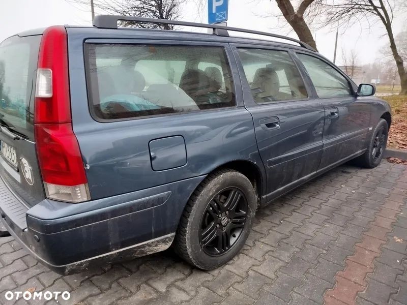 Volvo V70 - 1
