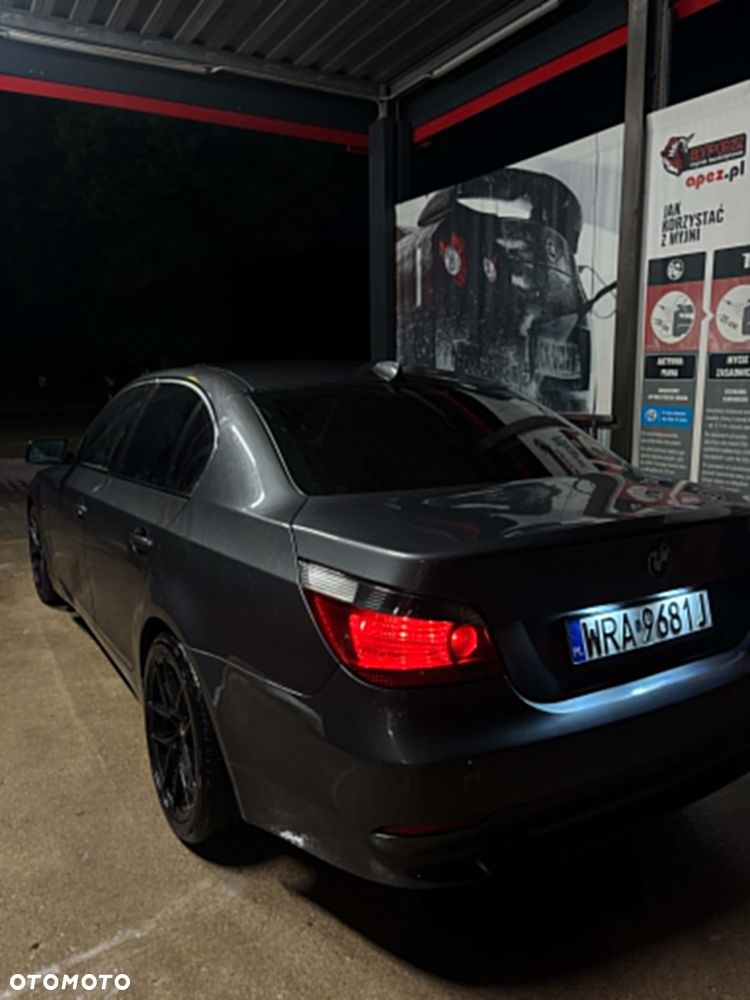 BMW Seria 5 525d - 3
