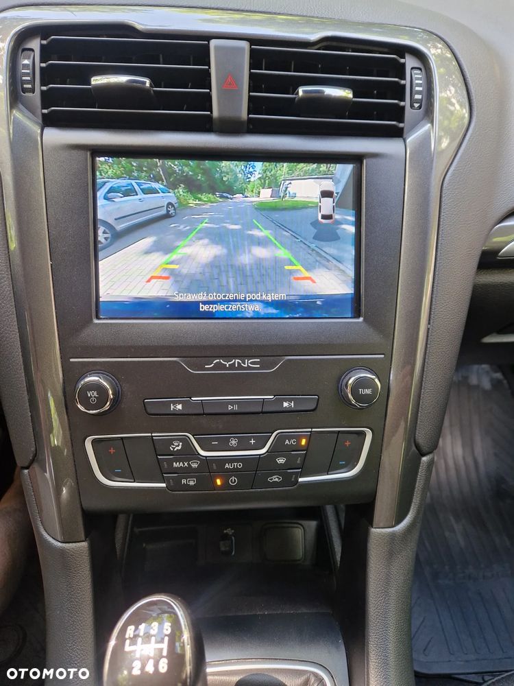 Ford Mondeo - 26