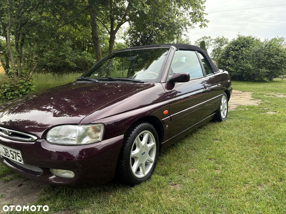 Ford Escort - 8