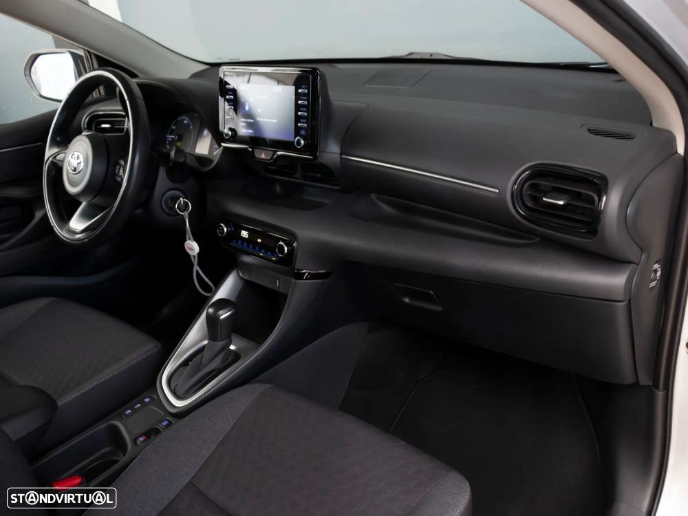 Toyota Yaris 1.5 HDF Comfort Plus - 13