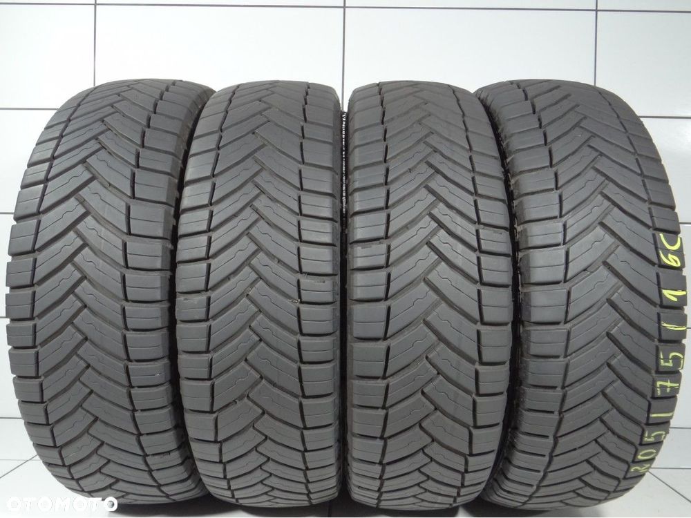 Opony całoroczne 205/75R16C 110/108R Michelin - 1