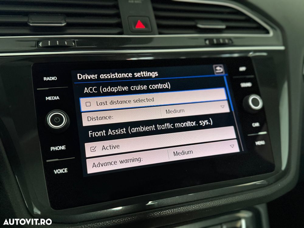 Volkswagen Tiguan 2.0 TDI SCR DSG R-Line - 33