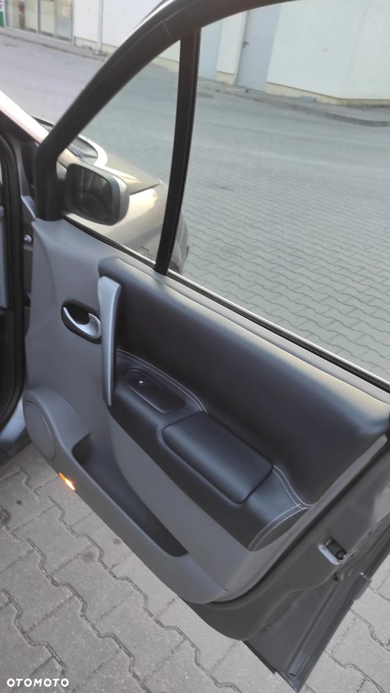 Renault Scenic 1.9 dCi FAP Conquest - 10