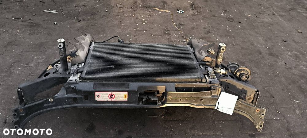 PAS PRZEDNI VOLKSWAGEN PASSAT B5 - 2