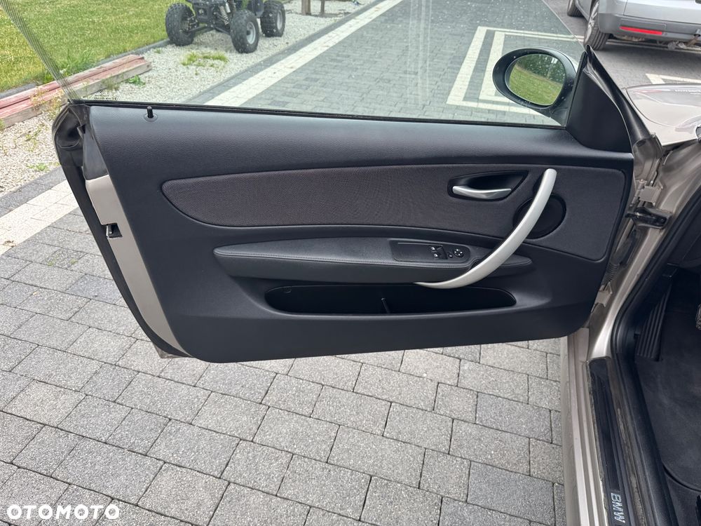 BMW Seria 1 120d DPF Edition Lifestyle - 19