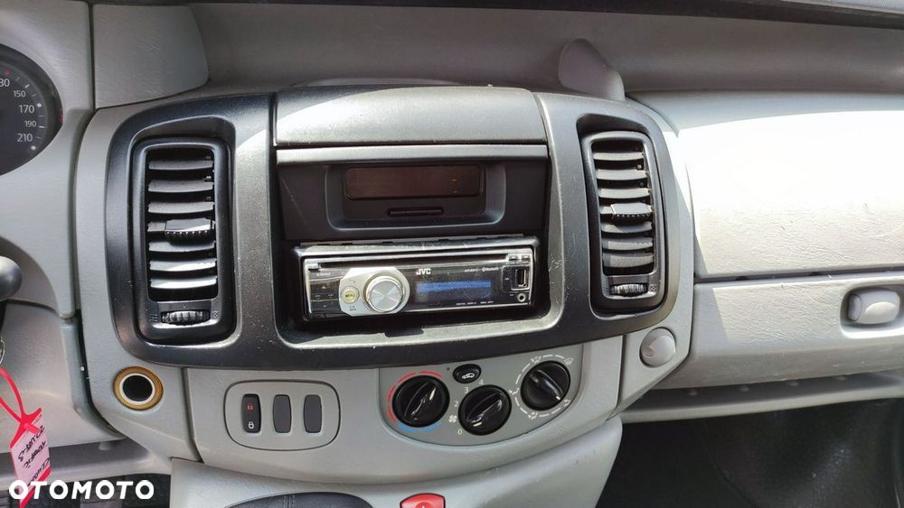 Renault Trafic - 33