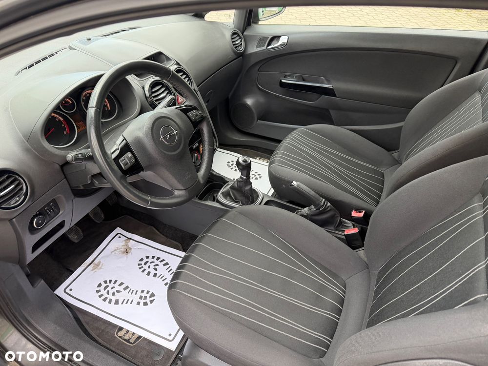 Opel Corsa 1.4 16V Edition 111 Jahre - 9