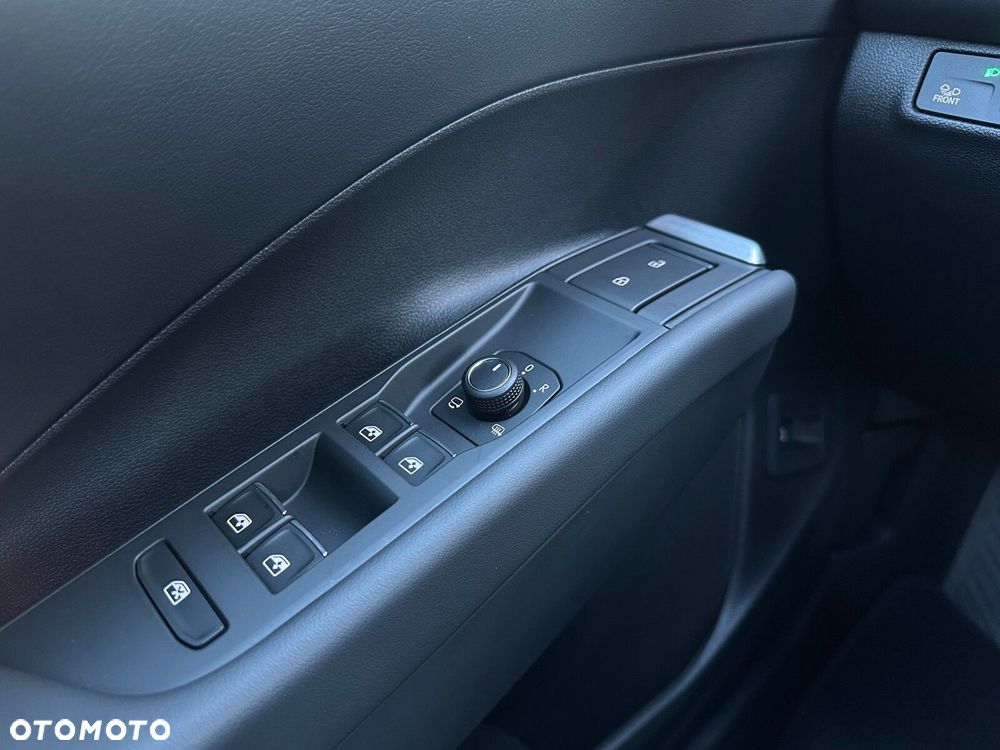 Volkswagen T-Roc 1.5 TSI Style DSG - 25