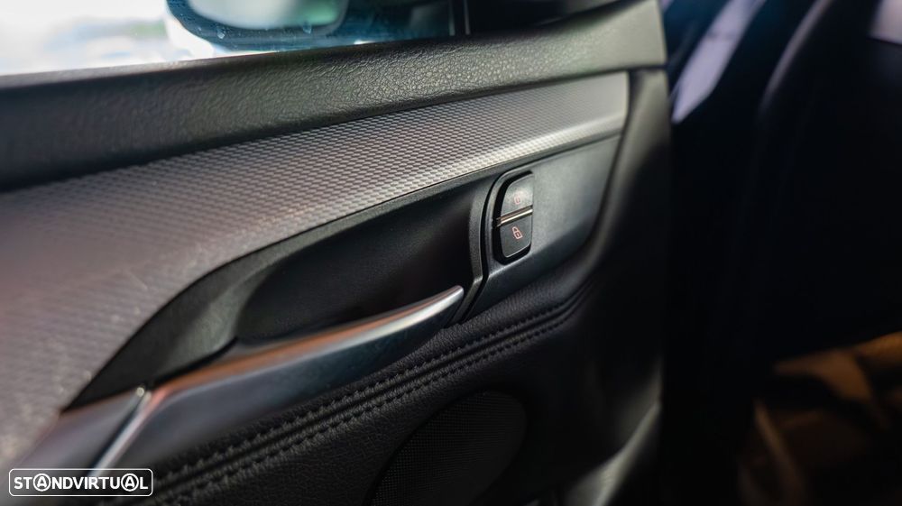 BMW X5 25 d sDrive Pack M - 13