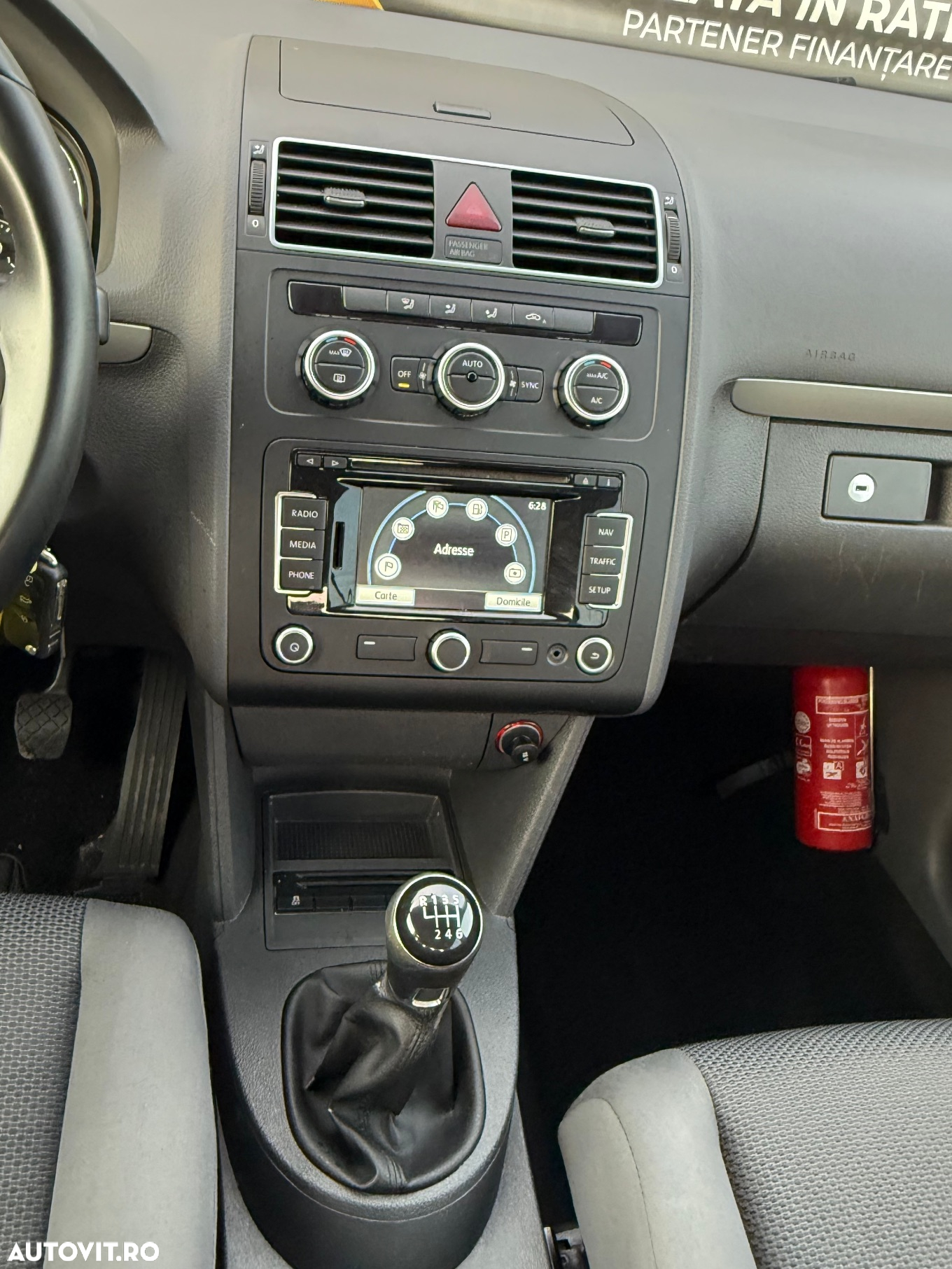 Volkswagen Touran 1.6 TDI BlueMotion Technology Comfortline - 23