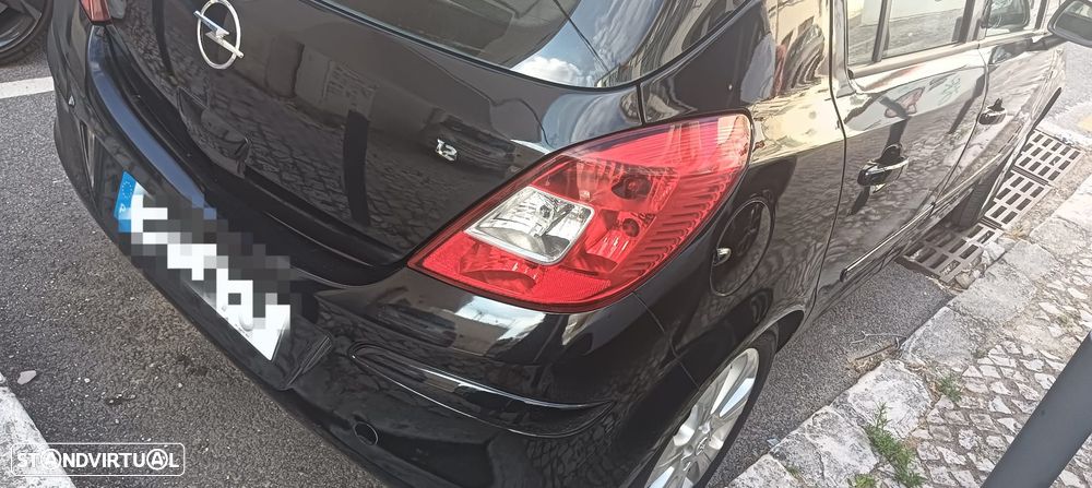 Opel Corsa 1.2 CMON - 12