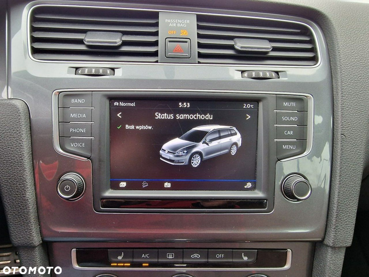 Volkswagen Golf - 16