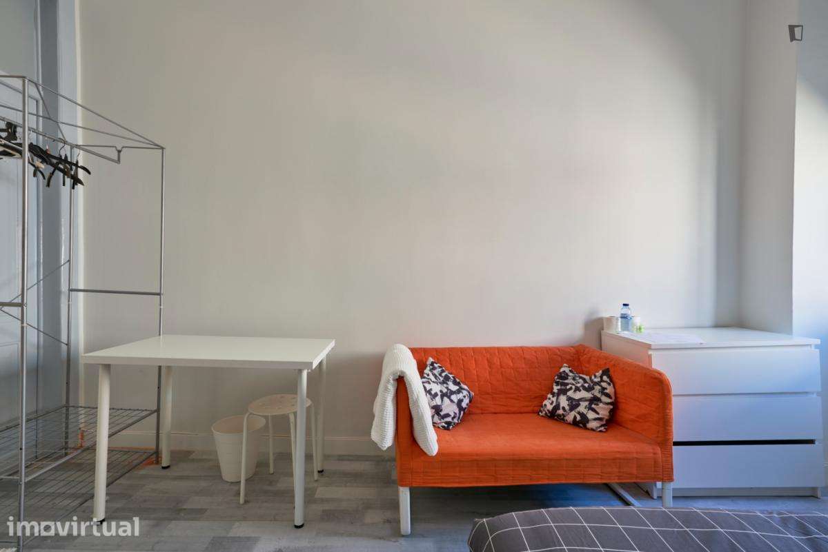 Quarto - localizado em Penha de França Lisbon - Grande imagem: 5/42