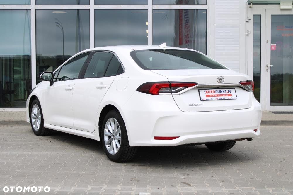 Toyota Corolla - 3