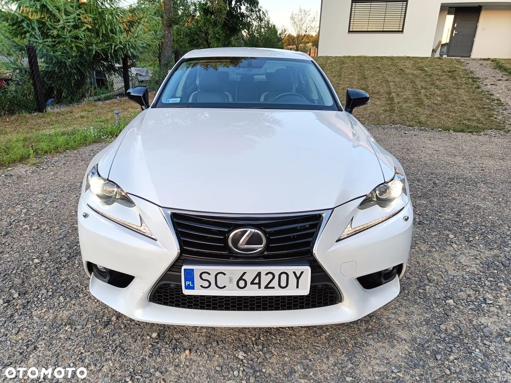 Lexus IS 200t / 300 Black - 12