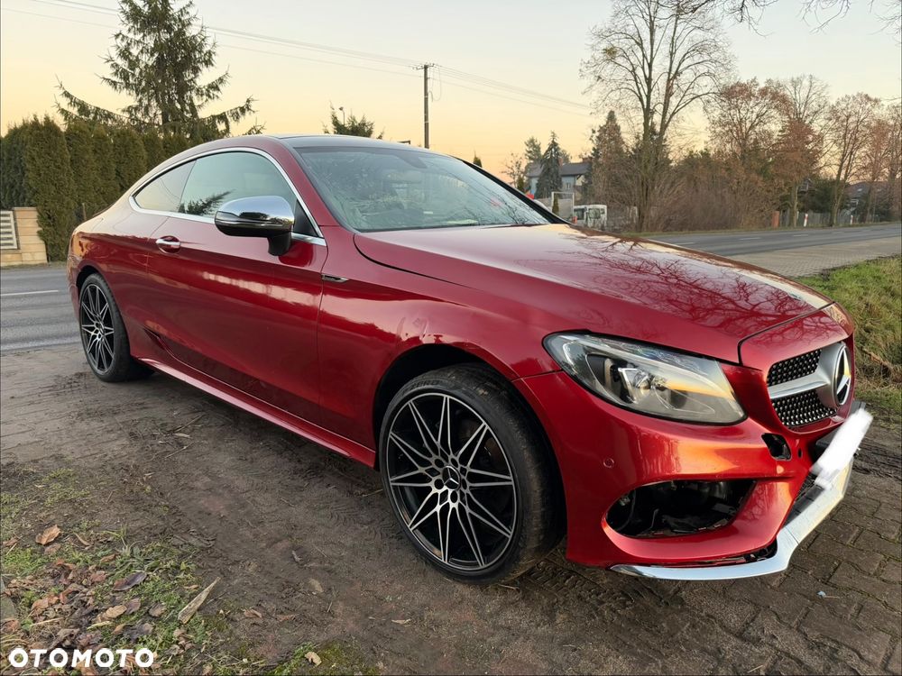 Mercedes-Benz Klasa C 180 BlueEFFICIENCY 7G-TRONIC Edition 1 - 14