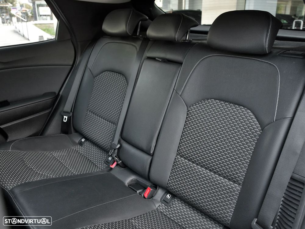 Kia XCeed 1.6 GDi PHEV Drive - 7