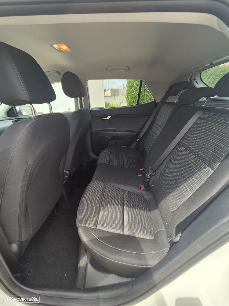 Kia Stonic 1.0 T-GDI Active 7DCT - 6
