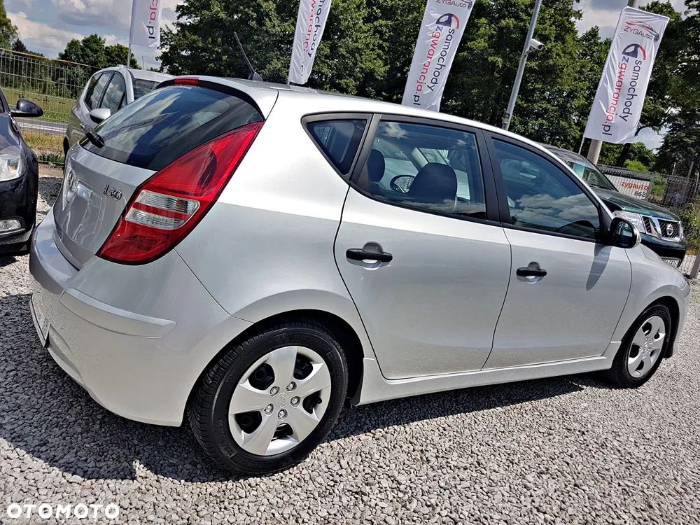 Hyundai i30 i30cw 1.4 UEFA EURO 2012 Edition - 6