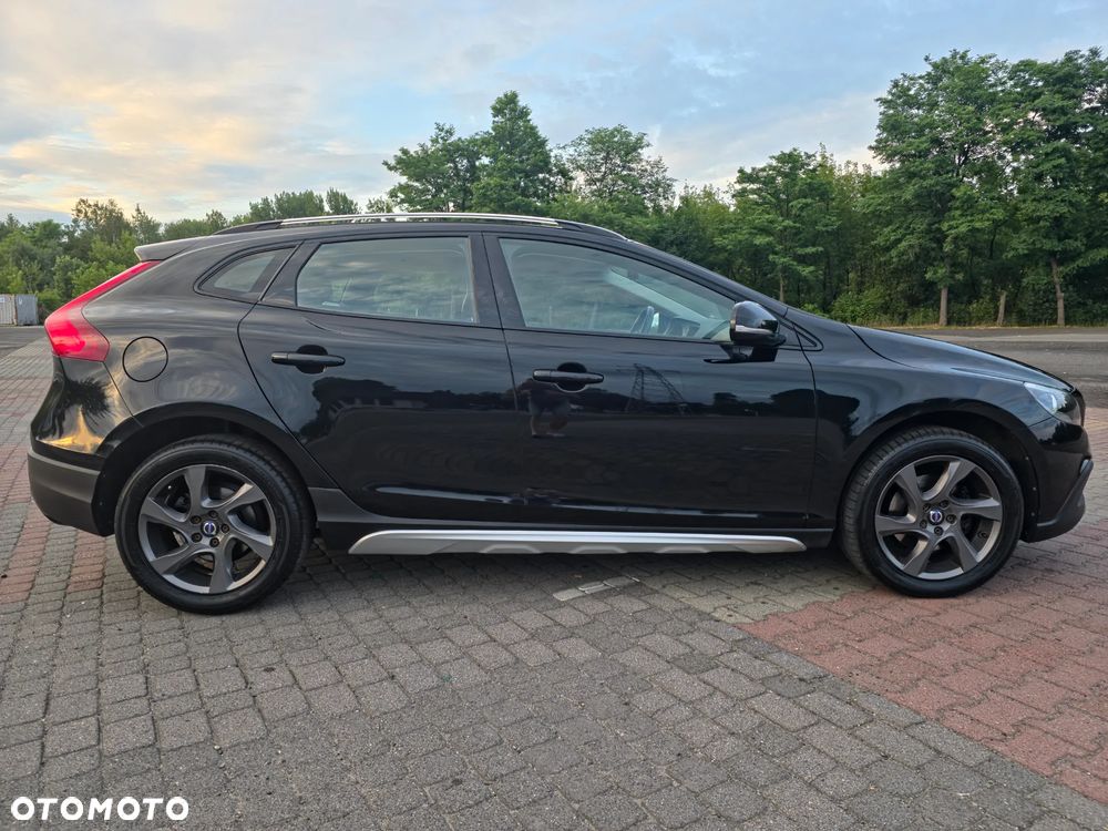 Volvo V40 D2 Momentum - 4