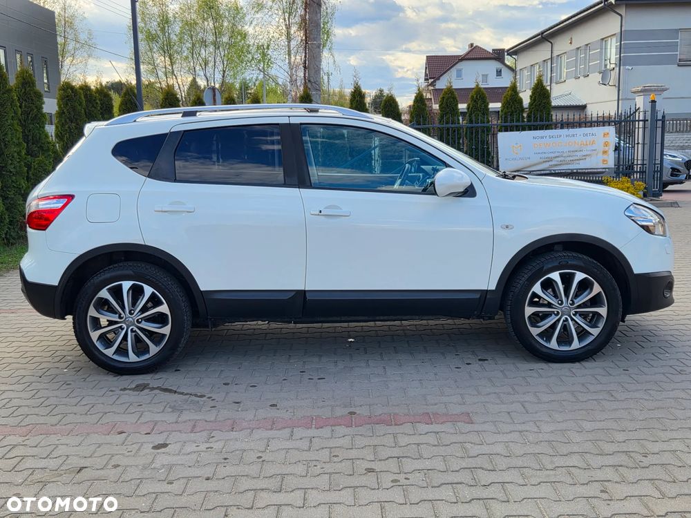 Nissan Qashqai 2.0 4x4 Tekna Premium - 29