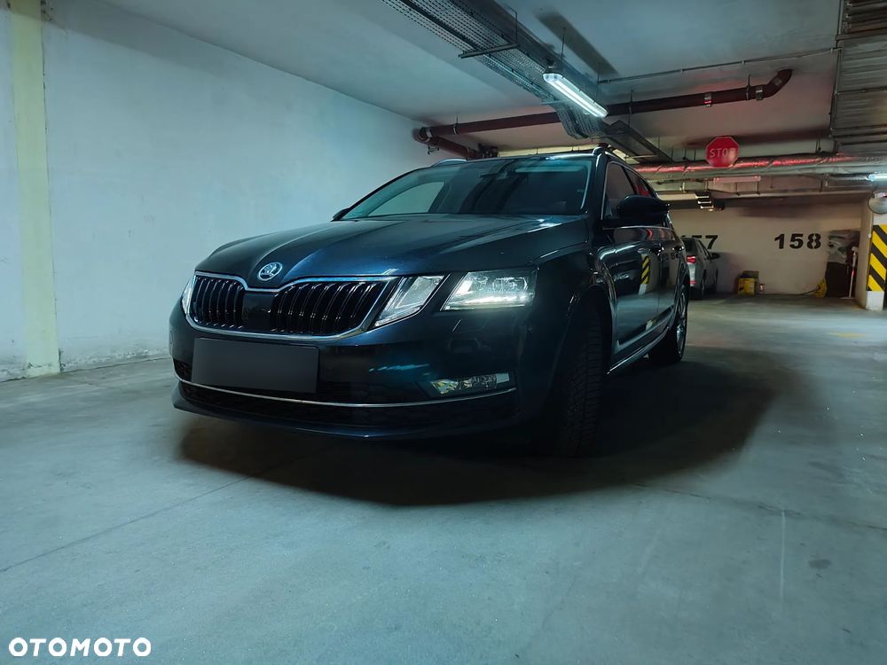 Skoda Octavia 2.0 TDI SCR Ambition - 4