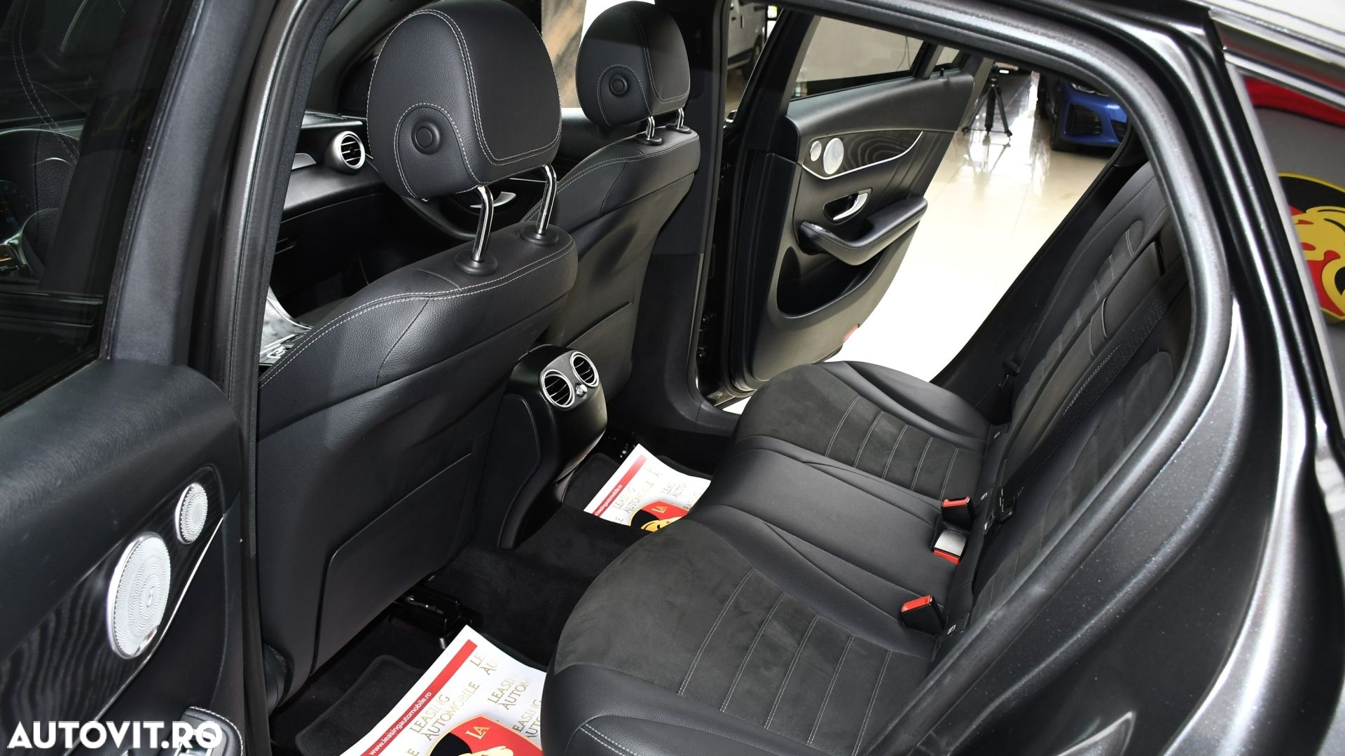 Mercedes-Benz GLC Coupe 300 e 4Matic 9G-TRONIC AMG Line - 12