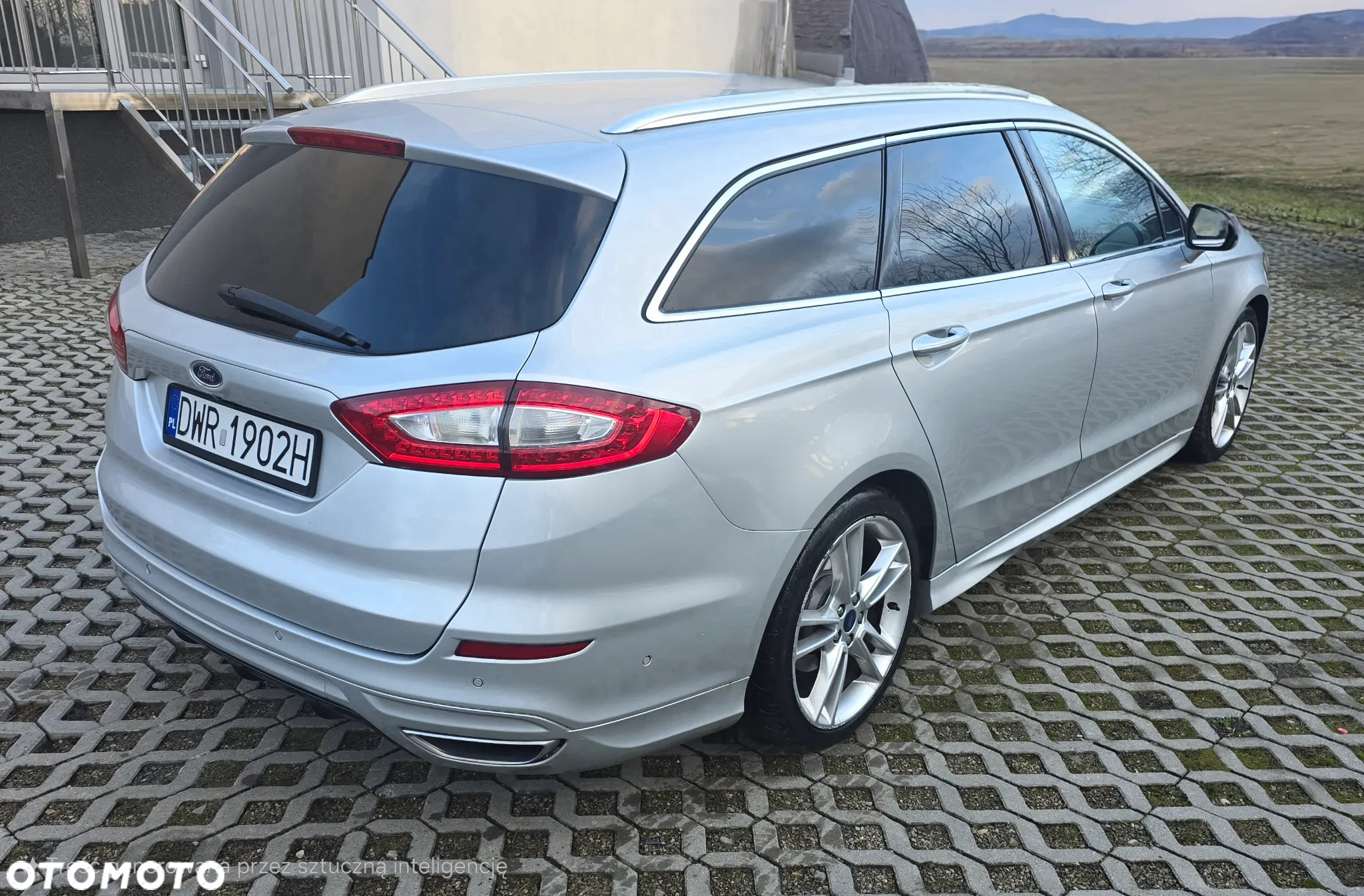 Ford Mondeo - 22