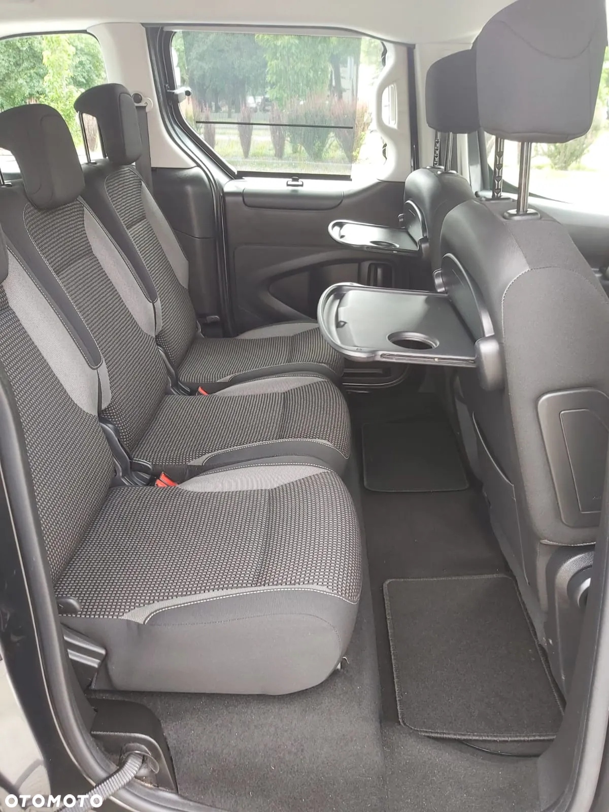 Peugeot Partner Tepee BlueHDi 100 Stop&Start Allure - 12