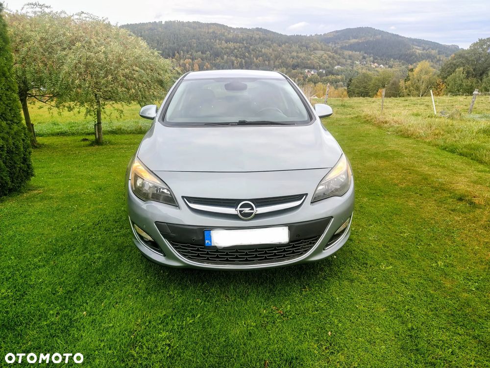 Opel Astra 1.4 Turbo - 11